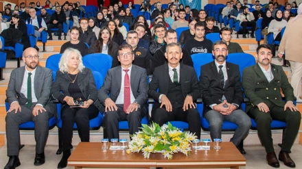 Adalet Komisyonu Başkanı Hasan Ay, Kariyer Günleri’nde öğrencilerle tecrübelerini paylaştı 